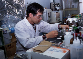 [�F�{���m]