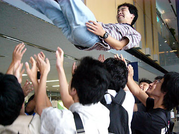 [�F�{���m������]