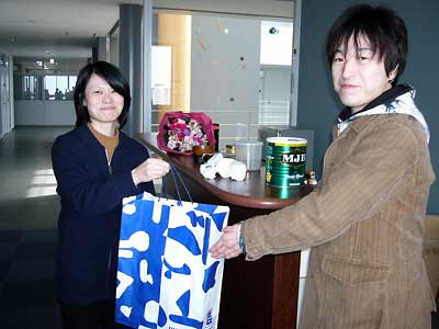 [���i���񑗕ʉ�]