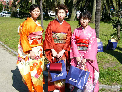 [2004�N�x���Ǝ��E2005�N3��25��]