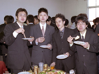 [2004�N�x���Ǝ��E2005�N3��25��]