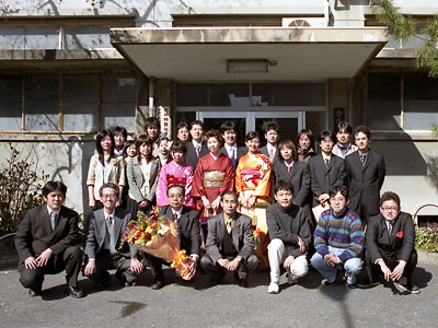 [2004�N�x���Ǝ��E2005�N3��25��]